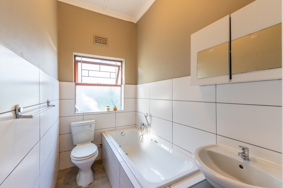 3 Bedroom Property for Sale in Strand North Western Cape
